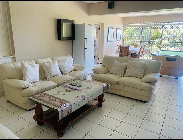 6 BEDROOM HOUSE FOR SALE IN BEVERLEY HILLS